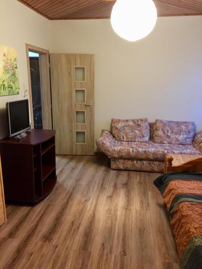 Elvira Apartment Karlovy Vary Luaran gambar